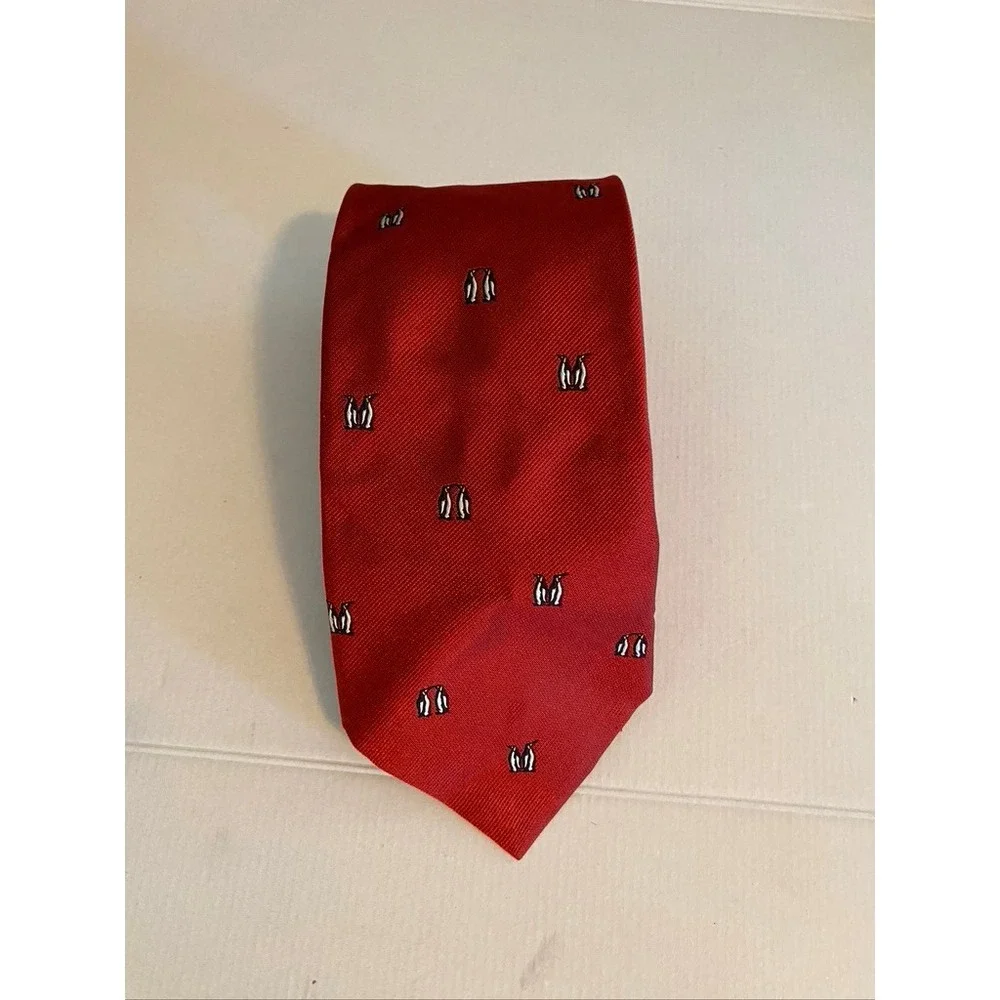 Banana Republic Mens Red Silk Necktie Penguin Animal Print Embroidered Turkey